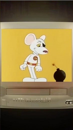 Danger Mouse (intro) 1981