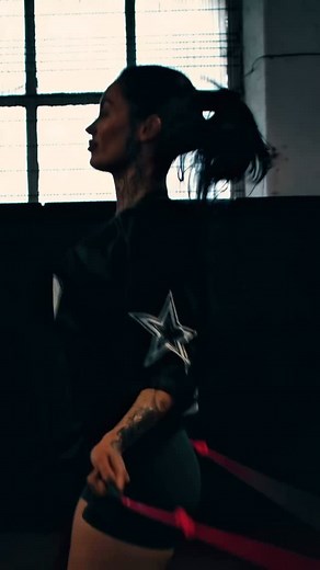 Understand this… I’m not coming to @bareknucklefc to box, I’m coming for legal violence. To unleash in that ring what’s illegal outside of it 😈 good luck enduring my wrath @tezdiamond , you’re gonna need every ounce of luck to endure me 🩸. I’ll be the last one standing in that ring, mark my words 🤫✍🏼 @bkfceurope | Meghan O’Neill