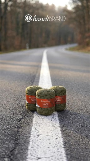 Καλημέρα handi Αστεράκια!! ✨ Η ζωή είναι πιο… λαμπερή με μία Kelly παρέα! 💫 Σου δίνει στυλ, αέρα, και το καλύτερο; Θα την πλέξεις με τα χεράκια σου! 🧶💕 Δες τα Κιτ Υλικών εδώ 👉 https://handibrand.gr/el/003072 Και τη βιντεάρα με την Πλέξη Αμύγδαλο εδώ 👉 https://youtu.be/PZiT8nlT7to?si=u4MliV2fa0YDwPw0 📞 2121050952 Ένα φιλί!! 😘 @κορυφαίοι θαυμαστές | Handibrand