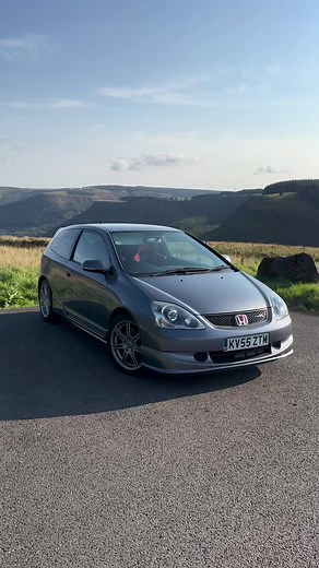Exploring the Legendary Honda Civic Type R EP3