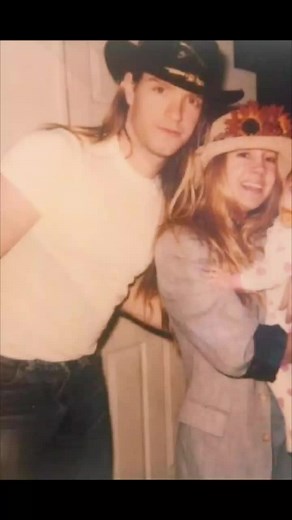 Zakk Wylde and Barbaranne Wylde #pantera #panteraband #zakkwylde #barbarannewylde #rockcouples #80s #90s #80shairband #90snostalgia #80shairbands #80svintage #80shairmetal #80smusic #90sthrowback #90smusic #glammetalband #glamrock #glammetal #glammetalfamily #hairmetal #hardrockmusic #warrant #jerrydixon #jerrydixonwarrant #warrantband #warrantrocks #stephaniedixonwarrantrocks #stephaniedixonphotography #stephaniedixonrockcouples #stephaniedixon #ZakkWylde #zakkwyldeguitar #panteraband #panterab