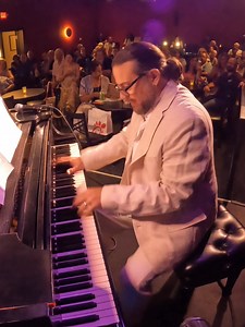Looking forward to our next performance at Rudy's Jazz Room on November 13th at 9pm. Melvin Macias Afro-Cuban Jazz Quintet will be on fire 🔥 this evening with Yosvany Cordero on congas, Walter Rodriguez on drums, Marlon Randy Aguila on bass and Bryan Meggison on sax. This concert means a lot to me and I would love for all my friends and fellow musicians to attend. #nashvillemusician #nashvillemusicscene #piano #pianomusic #pianist #jazzpianist #jazzpiano #keys #eventpianist #music #instrumental