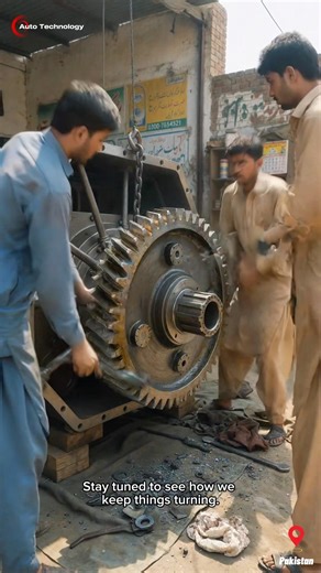 Truck Gearbox Repair in Pakistani Workshop – Satisfying Machining Process #automobile #machinist