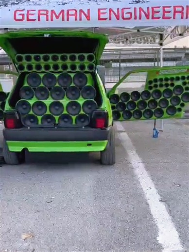 #accadeoggi Crazy Car Audio System Subwoofer Ground Zero Speaker Loudest Sound Powered by SounDigital Amplifiers #Subwoofer #CarAudio #SounDigital #Loudspeakers