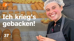 Die Arbeit im elterlichen Betrieb gegen ein Praktikum in einer der besten Patisserien Südtirols tauschen - das hat Lara-Fabienne gemacht. Im Rahmen ihrer Ausbildung als Bäckerin ist sie für einige Wochen nach Italien gegangen und durfte sich dort auch anschauen, woher die Milch für die leckeren Törtchen kommt. Wie es ihr dort gefallen hat, seht ihr auf YouTube: https://youtu.be/Uum3tNseIWE | 37 Grad
