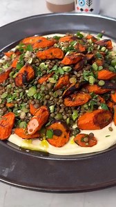 FULL RECIPE BELOW. What are your New Year's Eve/New Year's Day traditions? 🎊✨ Perfect for ringing in the new year! Serves 4-6 Lentil Salad Ingredients: • 8 carrots sliced into 1 inch pieces • 1 tbsp olive oil • ½ tsp salt • ½ tsp cumin • ½ tsp paprika • ½ tsp onion powder • 2 bundles of scallions sliced thin • ¼ cup chopped parsley • 1 ½ cups cooked black lentils • 2 tbsp EXTRA VIRGIN olive oil • ½ tsp flaky salt Instructions: • Bring a large pot of water to boil • Add carrots to the water and 