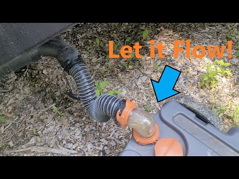 Using a Portable RV Waste Tank/Tote! (Camco Rhino)