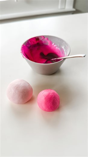 Homemade Bouncy Balls My daughter requested a science experiment this weekend and we had all the ingredients to make homemade bouncy balls: 1 tablespoon of borax 1/2 cup or warm water 2 tablespoons of white glue 1 tablespoon of cornstarch Food color (optional) Directions: 1) Stir the glue and cornstarch 2) Dissolve borax in warm water 3) Pour the glue mixture into the borax water and let it sit for about 10-15 seconds. Use a fork to pull it out of the mixture. 3) Roll the mixture in your hands u