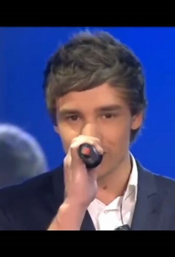 One Direction's Memorable Live Performance at 2012 Logies