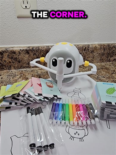 Mesmerizing Drawing Robot Creates Art Seamlessly