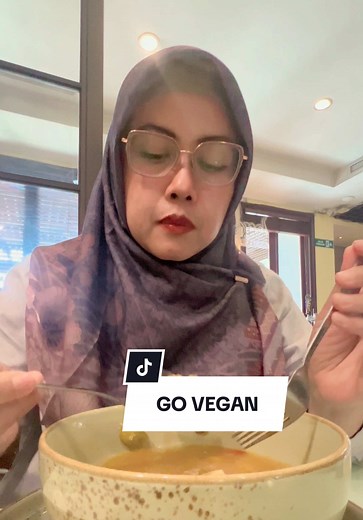 Mengatasi PCOS dan Resistensi Insulin dengan Vegan