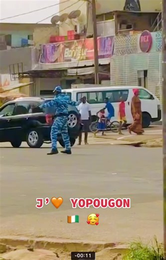 Musique Ivoirienne des Années 2000 : L'Essence de Yopougon