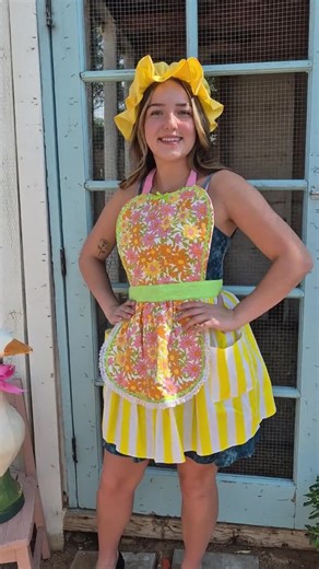 Munchkin Costume Women and Teens, Munchkin Halloween Costume Apron, Whoville Costume Munchkin Village Costume Apron and Bonnet - Etsy