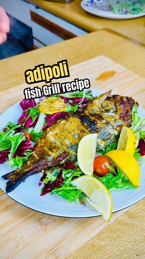 Delicious Grilled Seafood with Spices and MarinadeIn this video, we talk about how to prepare a delicious grilled seafood dish. We start by washing and cleaning the seafood, then cutting it and transferring it to a bowl.Next, we prepare a spice mixture with dried chillies, coriander, pepper, cumin, and fenugreek, and roast the ginger before blending it with garlic, shallots, and tamarind. We then add turmeric, vinegar, lemon juice, and olive oil to create a flavorful marinade. We marinate the se