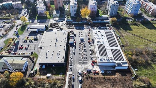 Pohledem dronu: Lidl v Kutné Hoře bude mít i fotovoltaickou elektrárnu na střeše