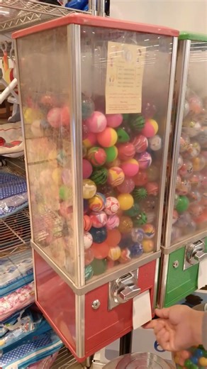 LARGE SQUARE BALL GUMBALL MACHINE DISPENSER #shorts