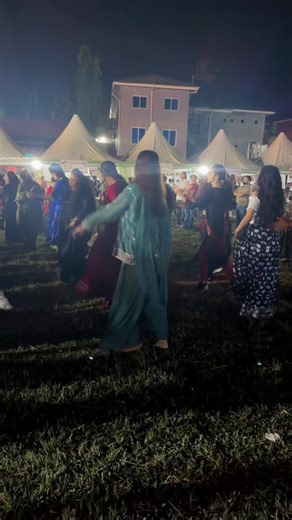 Kirtidan Gadhvi's Garba Performance in Gujarat