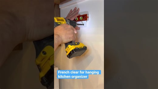 French cleat for hanging kitchen organizer #frenchcleat #kitchendesign #woodworkingprojects