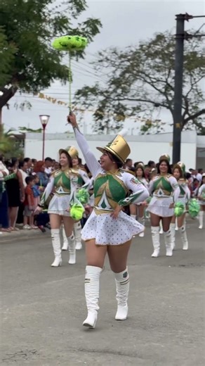 Karlita Solórzano 🔥❤️🍑 #bastoneras #caporal #desfile