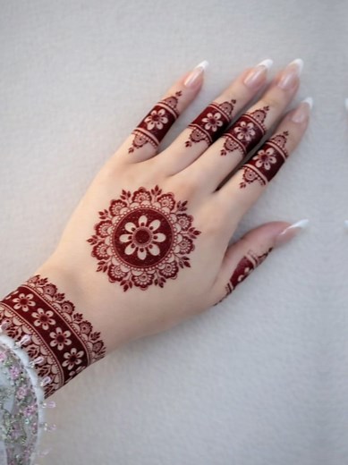 Mehndi Design Inspiration for Bangladeshi Style