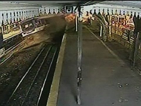Terrifying train crash in Argentina