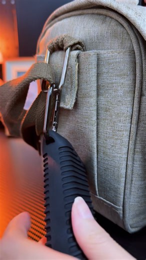 This isn’t just an SD card reader, it’s also a storage case for your memory cards! This is the Pgytech Createmate Card Reader Case It can hold 4 SD cards, 4 TF cards, 2 Nano SIMs, and 1 ejector pin. Built with IP54 protection, it resists drops, splashes, and dust keeping your precious storage safe and secure wherever you go. | PGYTECH Global