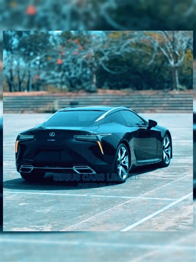 Lexus LC 500 RWD 2017: Features and Specifications