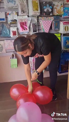 Cómo hacer torres de globos: Tutorial de decoración para fiestas