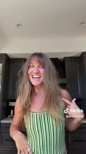 Loving My Bangs: Style and Cutting Tips!