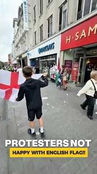 England Flag Sparks Reaction During Newcastle Protest 🇬🇧