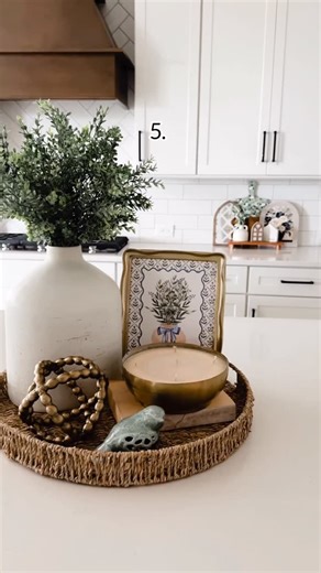 Stacey Collins on Instagram: "5 easy kitchen counter styling ideas that are perfect for anytime of year! We did all of these inside my decorating and creating community this week and it’s a toss up between 1 and 5 being my favorite! Which one is yours?! #kitchendecoration #decoratingtips #decoratingideas #kitchencounterdecor #kitchendecor"