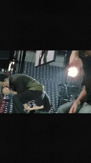 Linkin Park Best Live Performance ft. Chester Bennington