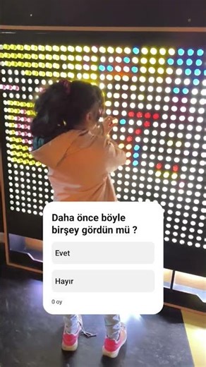 ışıklar ile isim yazma 🤔 #shortvideo #reels #funny #keşfet #shorts #çocuk #short #youtube #bebek