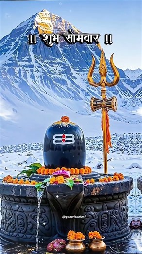 Gods Visual Art 🎨 on Instagram: "日本利用压电瓷砖将行人的脚步转化为电能，通过收集脚步产生的压力，利用内部的压电材料将机械应力转化为电能，驱动如LED灯、数字显示屏和传感器等设备。这种技术通过将日常活动转化为可再生能源，减少了对传统能源的依赖，支持了可持续的城市基础设施。在涩谷车站这样的高人流量区域，每日约240万次的脚步声可以贡献显著的电力。 工作原理： 行走时，脚步的重量和动作会对压电瓷砖施加压力，使其轻微弯曲，产生机械应力。瓷砖内的压电材料将这种应力转化为电能。 能量收集： 每一步都会产生少量电荷，但大量脚步累积起来就能产生足够的电能来驱动小型设备。 应用实例： 在涩谷车站等繁忙地区，这种系统能够处理每日约240万次脚步带来的电能。 能源用途： 收集到的电能可以立即使用，也可以被储存起来，用于为LED灯、数字显示屏和传感器等设备供电。 意义： 这种方法将日常运动转化为实用的可再生能源，有助于减少对传统能源的依赖，并支持可持续的城市基础设施发展。"