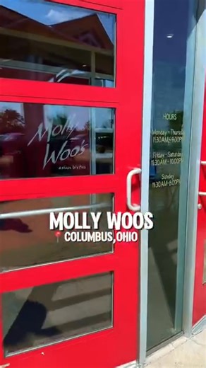 Hungry in Columbus? Experience the flavors of Molly Woo's at Polaris Mall!⁠ 📍 Location: 1500 Polaris Pkwy #220, Columbus, OH 43240⁠ 🌍 Area: Columbus⁠ 🌟 Cindy’s Tip: The fried rice with crispy tofu is a must-try—absolutely delicious!⁠ 🍔 Highlights: Indulge in Asian-inspired cuisine with both indoor and outdoor seating options, plus bar seating for a more casual vibe.⁠ 🛋️ Atmosphere: Whether you prefer the ambiance inside or the lively outdoor setting, you’re in for a treat.⁠ 💲 Budget: $10-2
