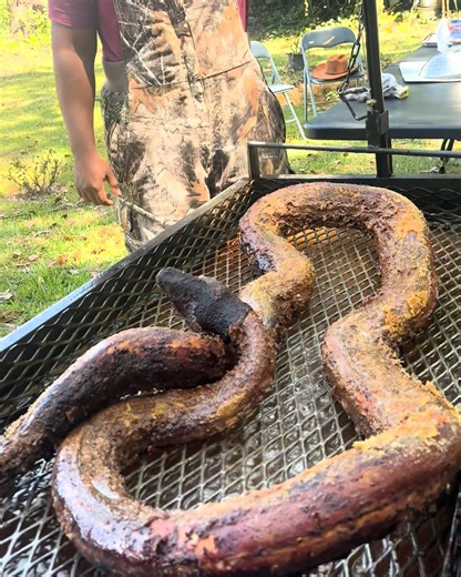 2.8M views · 25K reactions | It's time to bite back  | FOODbible | Facebook