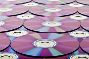 ¿Cuál es la Mejor Manera de Como Vender Discos DVD, CD y Blu-ray Usados en Línea? | Mira Cómo Se Hace
