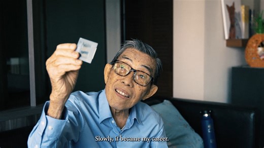 This month, Objectifs will host a landmark event in Singapore's cultural and artistic calendar — a retrospective exhibition by the 88-year-old veteran photographer and Cultural Medallion recipient, Foo Tee Jun. Opening on 22 June, the exhibition showcases Mr. Foo's unique perspectives of a bygone Singapore, capturing the vanished trades and industries from the 1960s to the 1990s. These images, taken during his tenure as a photographer for the Ministry of Environment (now the National Environment