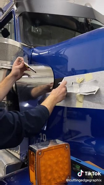 Kenworth Stripe Package: A Timeless Classic