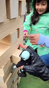 3M views · 42K reactions |  RETO JENGA GIGANTE vs YOUTUBERS 勞 #jenga #juegos #humor #youtubers #payasos #challenges #reto #fyp #colaboracion #MariaBelen #adaneo #cute | MarcianitoyYoshi | Facebook