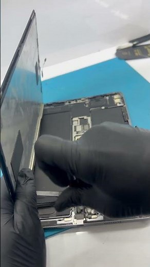 ചത്ത ipad pro 11 ന് ജീവൻ നൽകിയപ്പോൾ #funny #lifeisbutadream #shorts