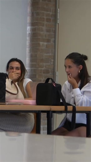 1M views · 44K reactions | VIDEO COMPLETO EN YOUTUBE!❤️ #typewriter #prank #class #university #c... | Didac Ribot | Facebook