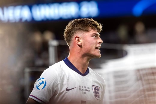 Leeds United academy graduate emerges as 'target' for Liverpool