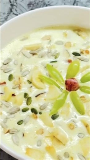 Healthy fruits Custard 🤤yaami😋#trending #ramzanmubarak #viralvideo #shortvideo #shanazbifoodvlogger