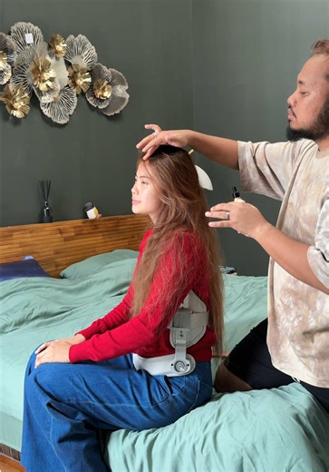 Tak tahu lah berapa banyak duit habis dah every week cuci rambut dekat saloon 🤣 @La Flor #hairoil #scalpoil #hairtok #adayinmylife