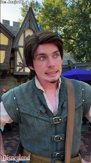 Viral Flynn Rider Magical Moment at Disneyland #flynnrider #rapunzel #disneyland
