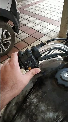 Manual decompressor of an old CI Bullet | Royal Enfield | Decomp