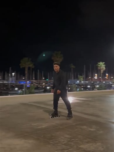 Videos de Alex.barber.bcn (@alejandro_barbe_) con “original sound - Maybe it's David”