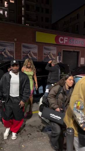 Megan Thee Stallion getting dinner tonight in Milan — B.B.B Megan Mix out this Friday #megantheestallion #fyp #viralvideo #foryou #fypシ