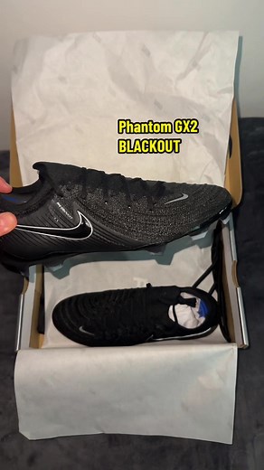 Blackout Phantom GX 2 Elite #nike #phantomgx #phantomgx2 #footballboots #soccer #football @Nike